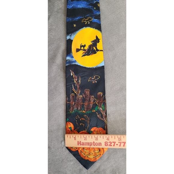 Andaloro Holiday Halloween Design Neck Tie 100% Polyester - Picture 3 of 3